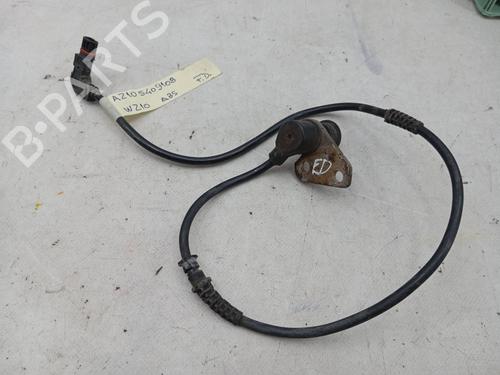 Used Electronic module Electronic module MERCEDES-BENZ E-CLASS (W210) E 220 D (210.004) (95 hp) 31256469 31256469