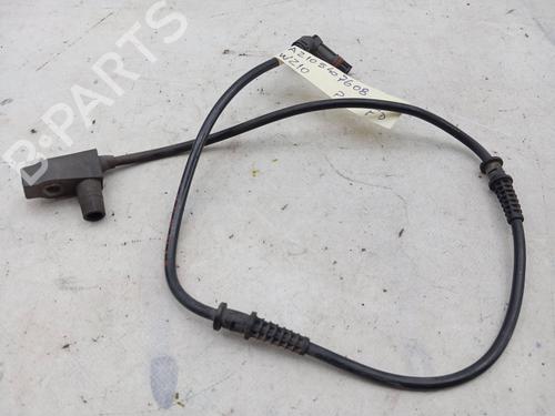 Used Electronic module Electronic module MERCEDES-BENZ E-CLASS (W210) E 220 D (75 hp) 28952353 28952353