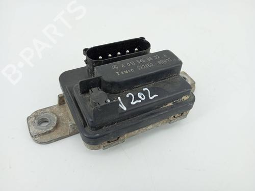 Used Switch Switch MERCEDES-BENZ C-CLASS (W202) C 200 D (202.120) (75 hp) 32731763 32731763
