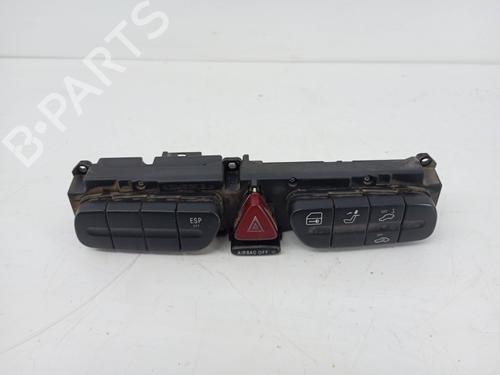 Used Switch Switch MERCEDES-BENZ C-CLASS (W203) C 240 (203.061) (170 hp) 32751882 32751882