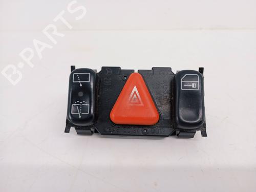 Used Warning switch Warning switch MERCEDES-BENZ E-CLASS (W210) E 200 (210.035) (136 hp) 33211688 33211688