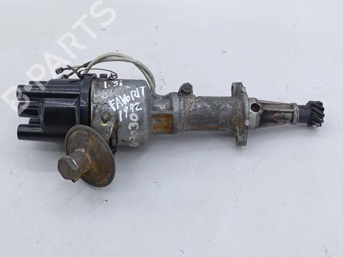 Used Ignition distributor Ignition distributor SKODA FAVORIT (781) 1.3 135 X, LX, GLX (781) (54 hp) 27580204 27580204