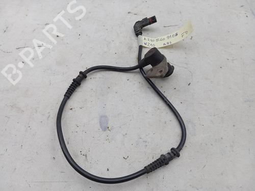 Used Electronic module Electronic module MERCEDES-BENZ E-CLASS (W210) E 220 D (210.004) (95 hp) 31256530 31256530