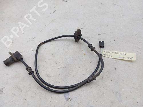Used Electronic module Electronic module MERCEDES-BENZ E-CLASS (W210) E 220 D (210.004) (95 hp) 31256534 31256534