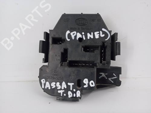 Lampeholder Lampeholder VW PASSAT B3/B4 (315, 3A5) 1.9 TD (75 hp) 31807112 31807112