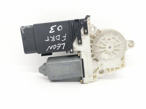 Used Right front window motor Right front window motor SEAT LEON (1P1) 2.0 TDI (136 hp) 22944889 22944889