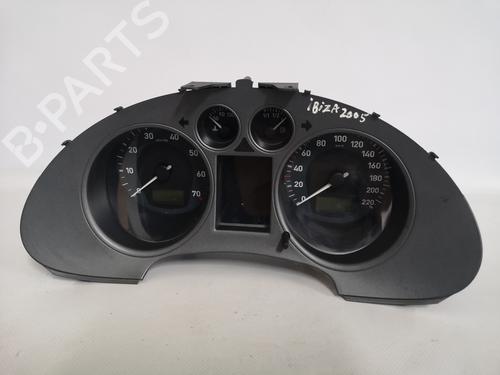 Cockpit SEAT IBIZA III (6L1) 1.4 16V (100 hp) 19817329