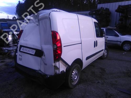 Fuse box FIAT DOBLO Cargo (263_) 1.3 D Multijet | BP19863874E1 