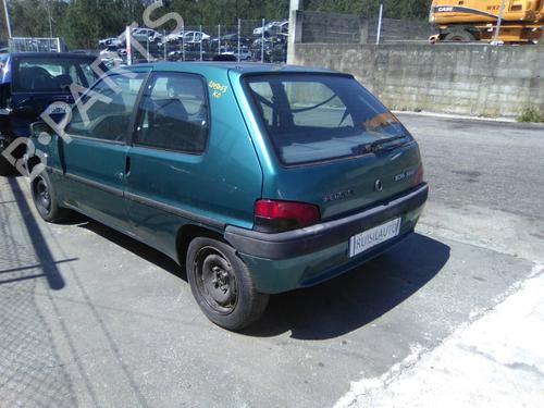 Left headlight PEUGEOT 106 I (1A, 1C) 1.4 D | BP19821314C28