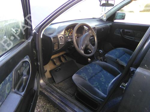 Left front steering knuckle SEAT IBIZA II (6K1) 1.0 i | BP19829675M25 