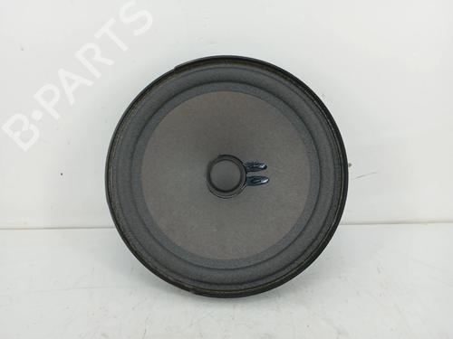 speaker-mercedes-benz-cla-shooting-brake-x117-2015-2016-2017-2018-2019-36227409 main image