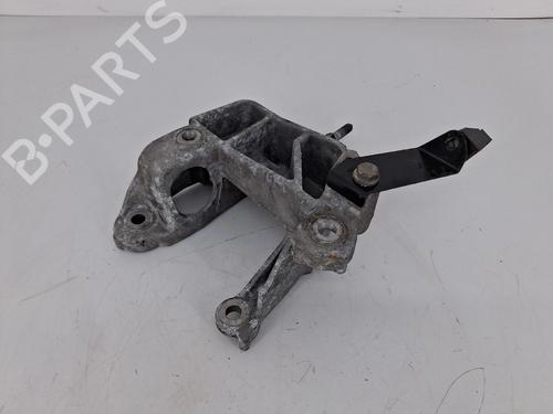 Used Gearbox mount Gearbox mount RENAULT ESPACE III (JE0_) 2.2 dCi (JE0K) (130 hp) 36227643 36227643