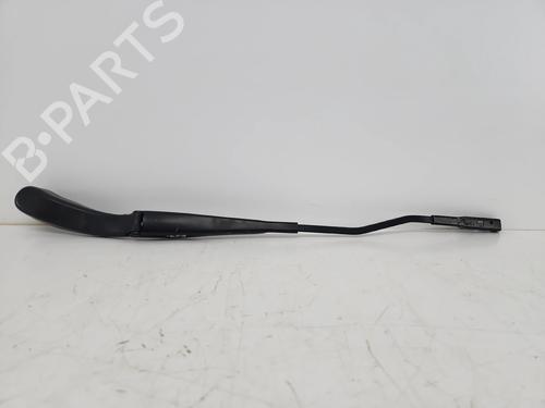 Used Front windshield wiper arm Front windshield wiper arm 36228200 36228200