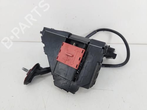 Used Fuse box Fuse box MERCEDES-BENZ C-CLASS (W205) C 300 (205.083) (258 hp) 36228164 36228164