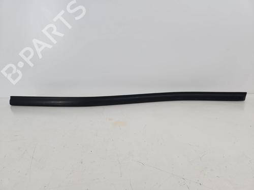 Used Door moulding trim Door moulding trim TOYOTA COROLLA Estate (_E10_) 1.3 12V (EE100_, EE100R) (72 hp) 36301596 36301596