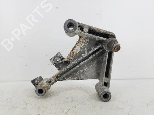 Getriebehalter für Getriebehalter RENAULT CLIO II (BB_, CB_) 1.2 (BB0A, BB0F, BB10, BB1K, BB28, BB2D, BB2H, CB0A,... (58 hp) 36568502 36568502