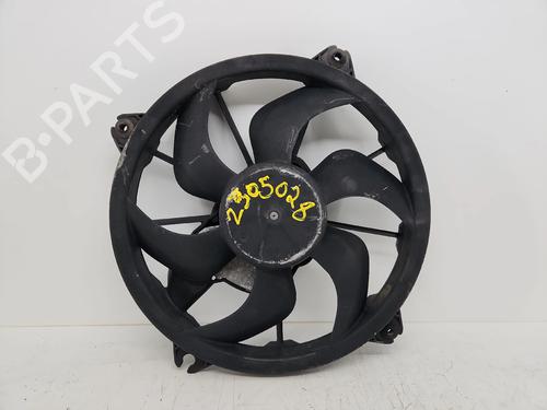 Used Radiator fan Radiator fan 36780157 36780157