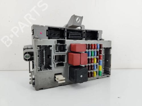 Used Fuse box Fuse box 36806289 36806289