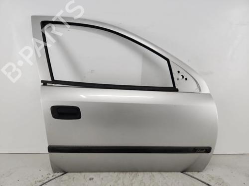 Used Right front door Right front door 37160279 37160279
