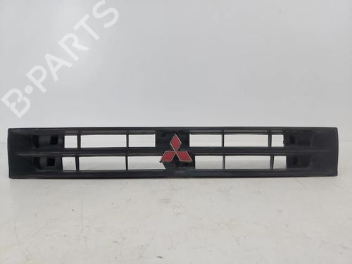 Used Grille Grille 37071168 37071168