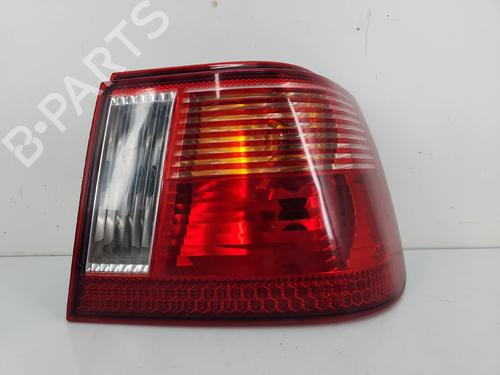 Fanale posteriore destro Fanale posteriore destro 37406885 37406885