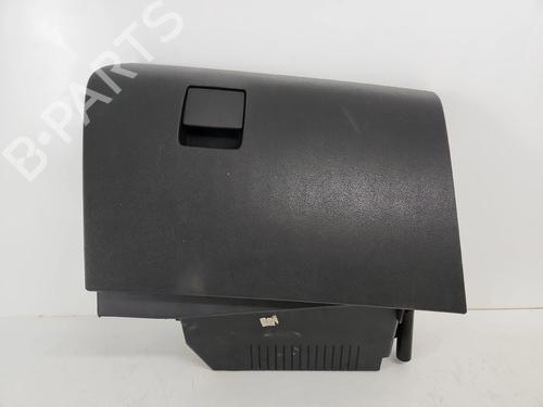 Used Glove box Glove box 37463534 37463534