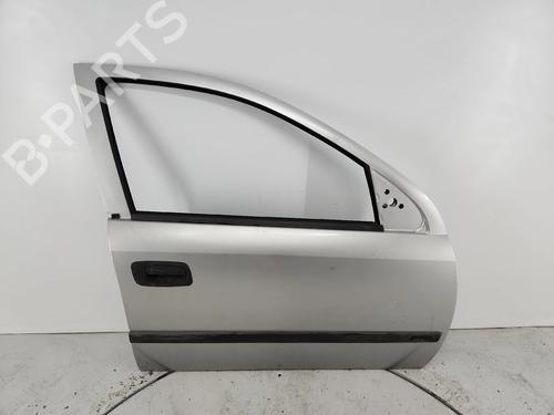 Used Right front door Right front door 37489008 37489008
