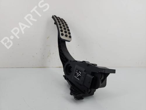 Used Pedal Pedal 37493821 37493821