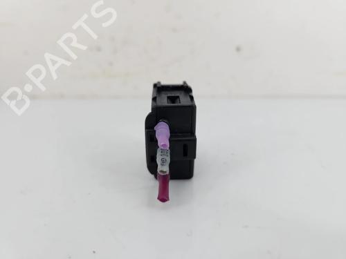 Switch MERCEDES-BENZ E-CLASS (W210) E 200 D (210.003) | BP37521272I30 - Image 2