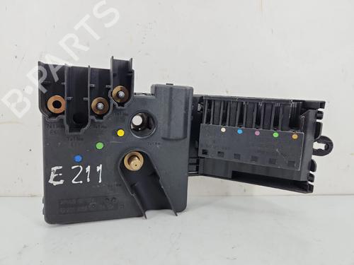 Used Fuse box Fuse box 37667041 37667041