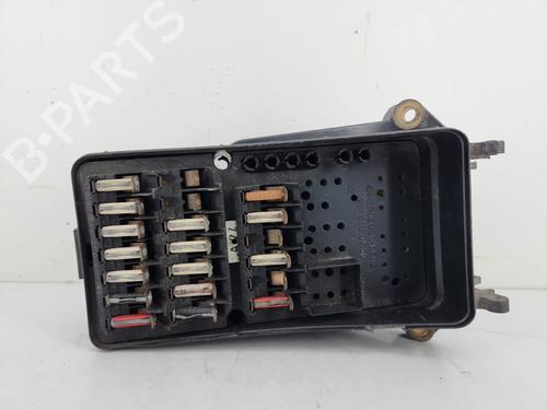 Used Fuse box Fuse box 37667077 37667077