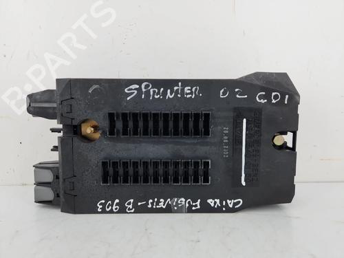 Used Fuse box Fuse box 37671873 37671873