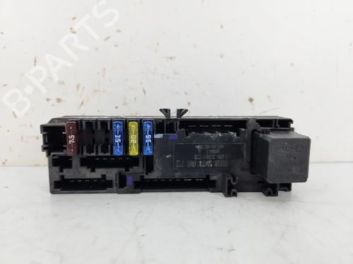 Used Fuse box Fuse box 37671851 37671851