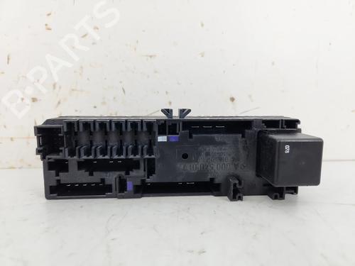 Used Fuse box Fuse box 37671861 37671861