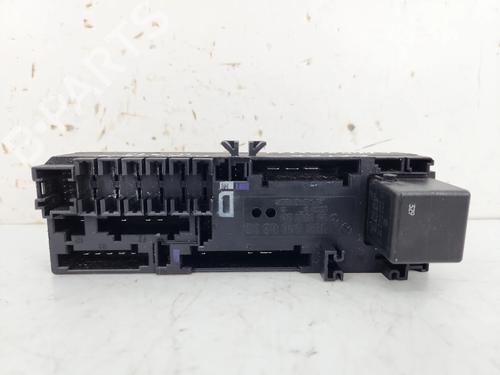 Used Fuse box Fuse box 37671856 37671856