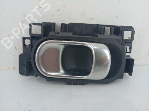 Used Front right interior door handle Front right interior door handle 38113464 38113464