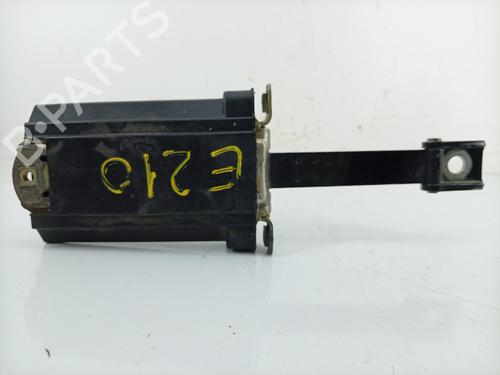Used Hinge/Door check strap Hinge/Door check strap 38471748 38471748