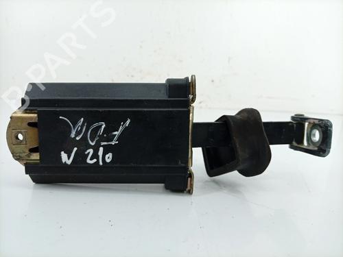 Used Hinge/Door check strap Hinge/Door check strap 38471767 38471767