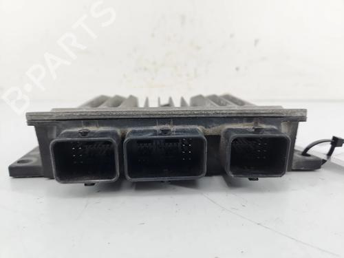 Used Engine control unit (ECU) Engine control unit (ECU) RENAULT CLIO II (BB_, CB_) 1.5 dCi (57 hp) 38039535 38039535