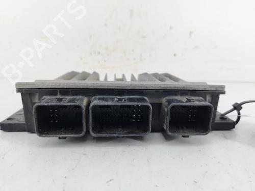 Used Engine control unit (ECU) Engine control unit (ECU) RENAULT MEGANE II (BM0/1_, CM0/1_) 1.5 dCi (BM02, BM13, BM2A, CM02, CM13) (101 hp) 38039545 38039545