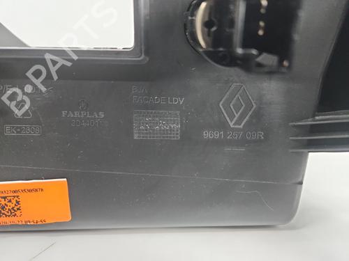 Middle console RENAULT CLIO V (B7_) 1.0 LPG (B7MT) | BP38962805I22 - Image 10