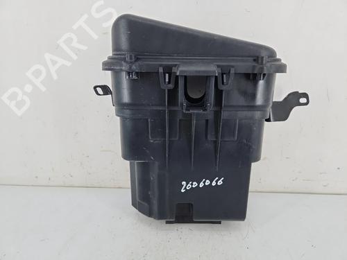 Used Fuse box Fuse box 39101240 39101240
