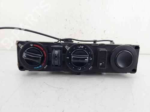 Used Climate control Climate control 39378891 39378891