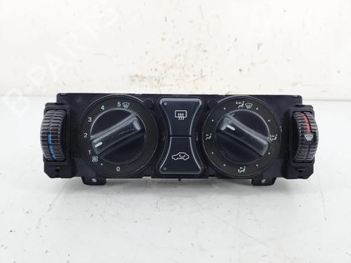Used Climate control Climate control MERCEDES-BENZ E-CLASS (W210) [1995-2003] 39378890 39378890