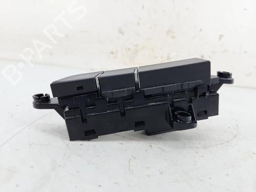Switch HYUNDAI i30 Estate (PDE) 1.6 CRDi | BP39616936I30 - Image 3