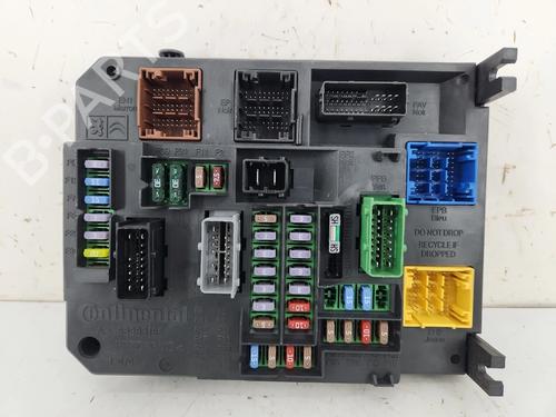 Used Fuse box Fuse box PEUGEOT 508 I (8D_) 1.6 THP (165 hp) 40296838 40296838