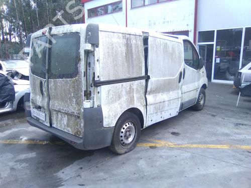 Right headlight OPEL VIVARO A Platform/Chassis (X83) 1.9 Di | BP19873695C29 