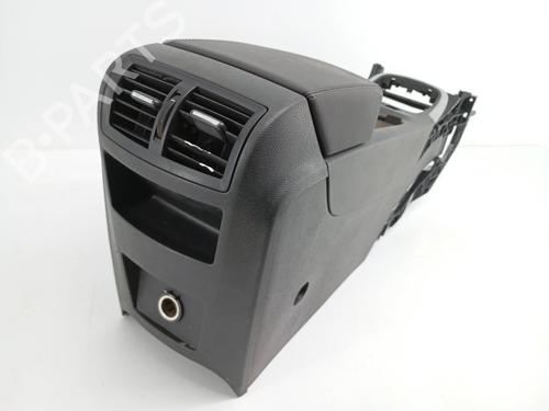 Used Middle console OPEL INSIGNIA A (G09) 2.0 CDTI (68) (131 hp) 31590945