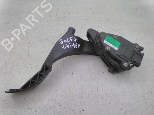 Used Pedal VW GOLF IV (1J1) 1.4 16V (75 hp) 19835407
