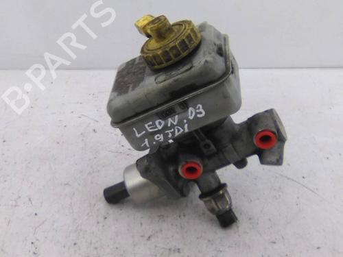 Used Brake master cylinder SEAT LEON (1M1) 1.9 TDI (150 hp) 19828264